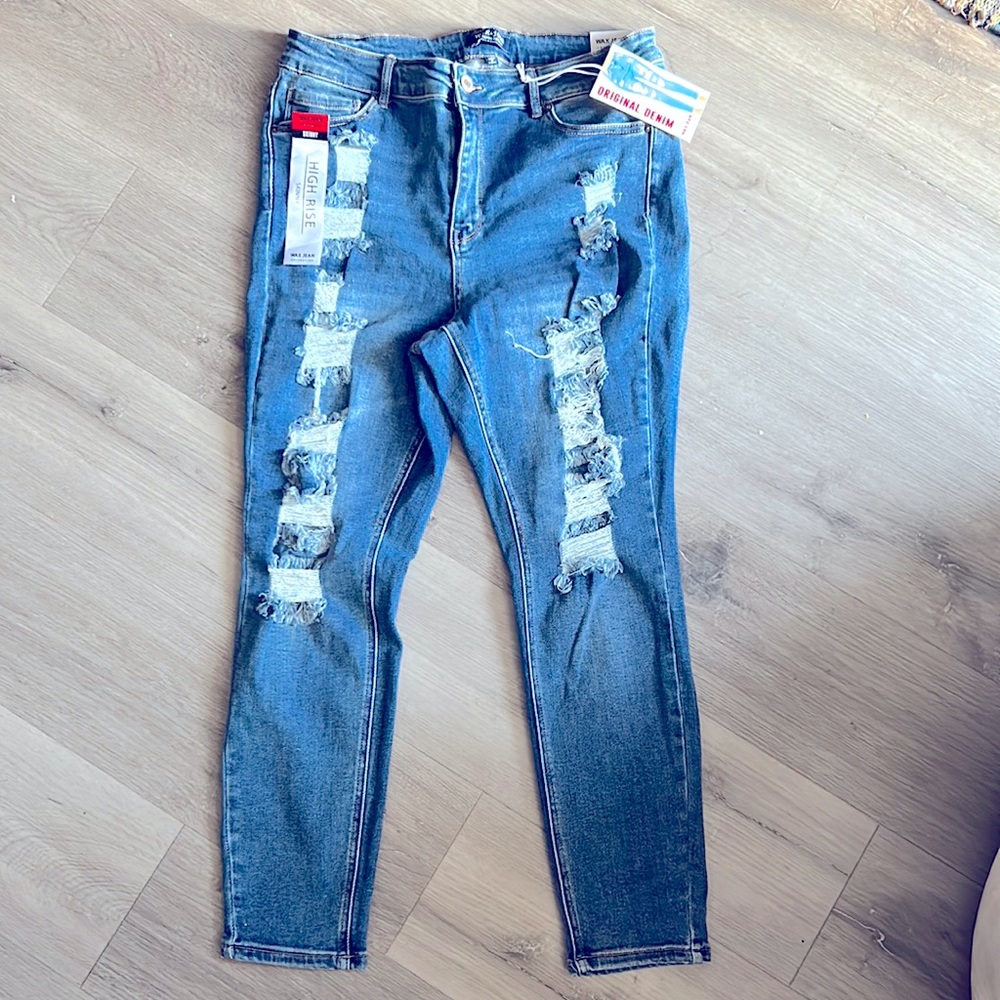 Skinny Jean plus size from wax jeans collection. Original Denim